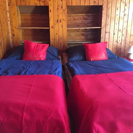 Horvath Apartman 2 *